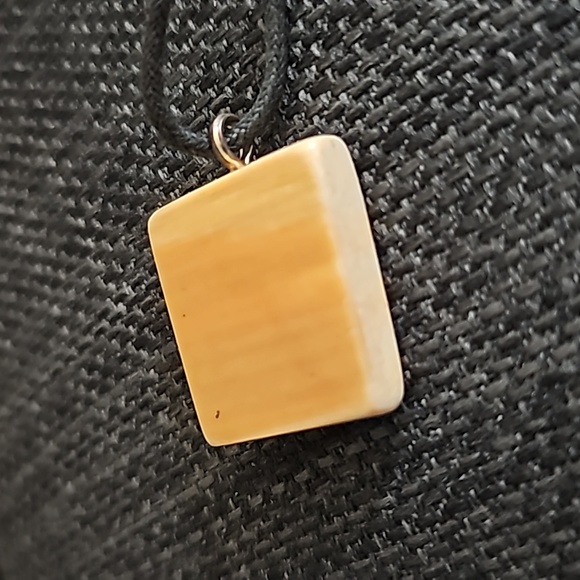 Adjustable Bear Paw Pendant Necklace 💙 - Picture 4 of 5